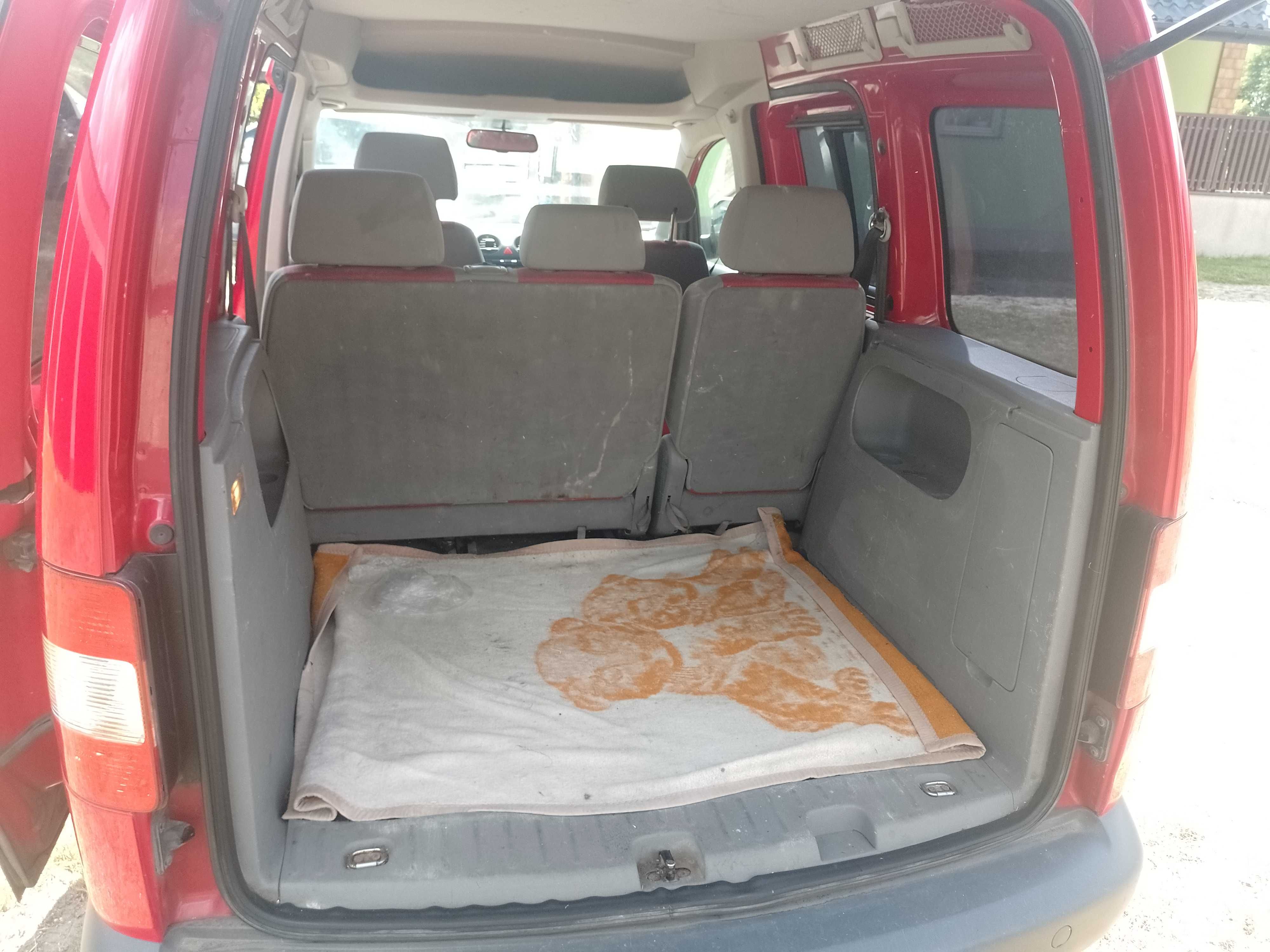 Sprzedam Volkswagen Caddy 1.4 16V EURO 4 benzyna -gaz z haki-em