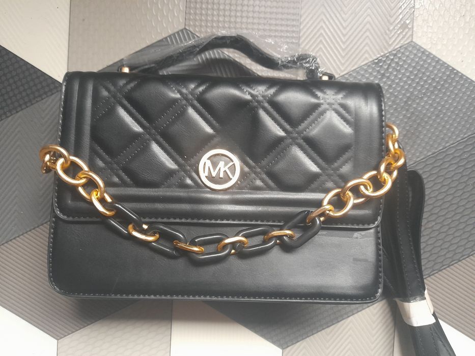 Nowa torebka listonoszka