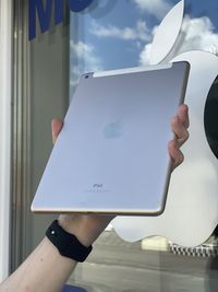 Планшет Apple iPad 5, 32 GB. Wi-Fi+LTE, Gold, 2017р.