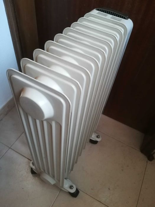 Aquecedor Elétrico a Óleo