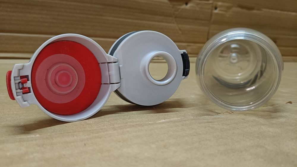 SIGG 0,75 l butelka na wodę do sportu i na zewnątrz lekka Tritan