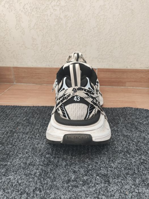 Balenciaga extreame lace3 xl