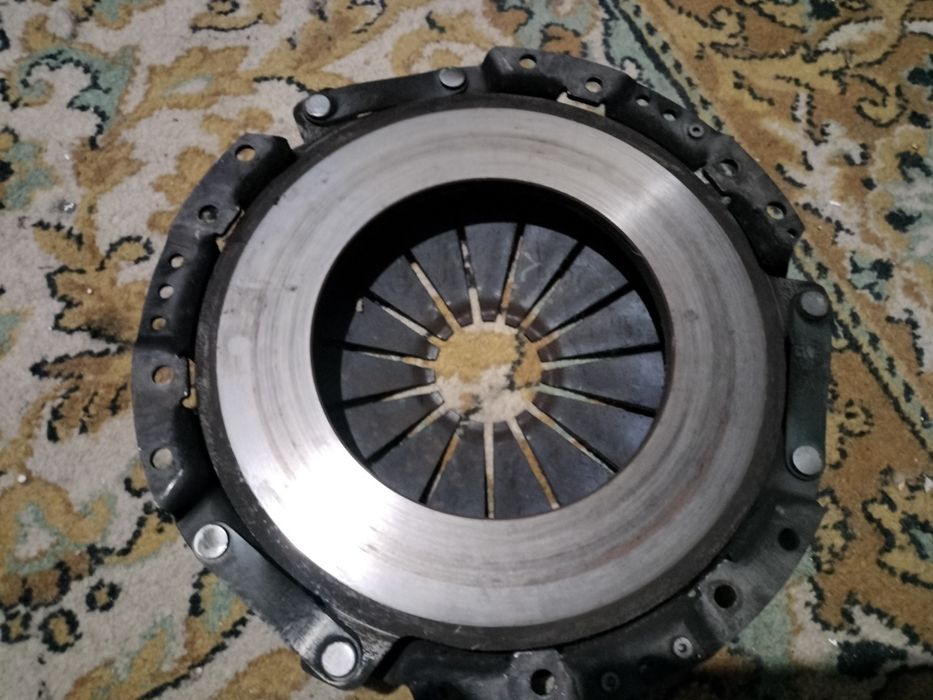 Маховик,корзина и диск сцепления ГАЗ 24