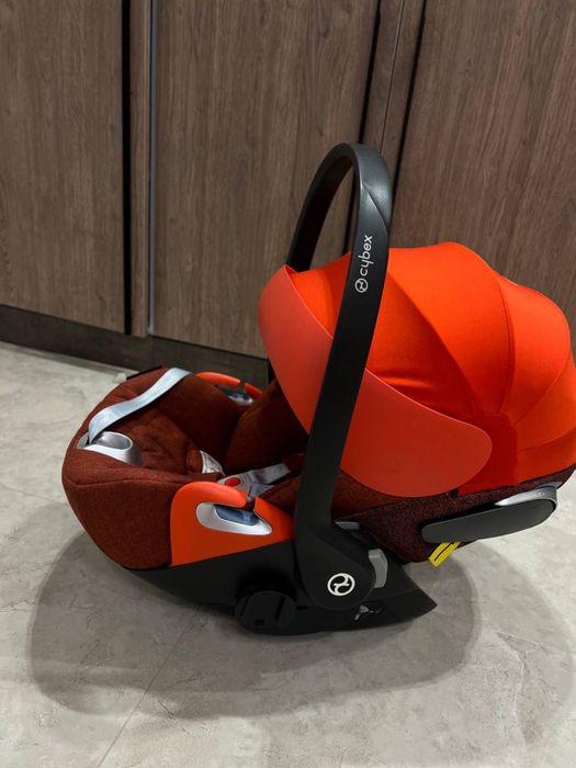 Автокрісло Cybex