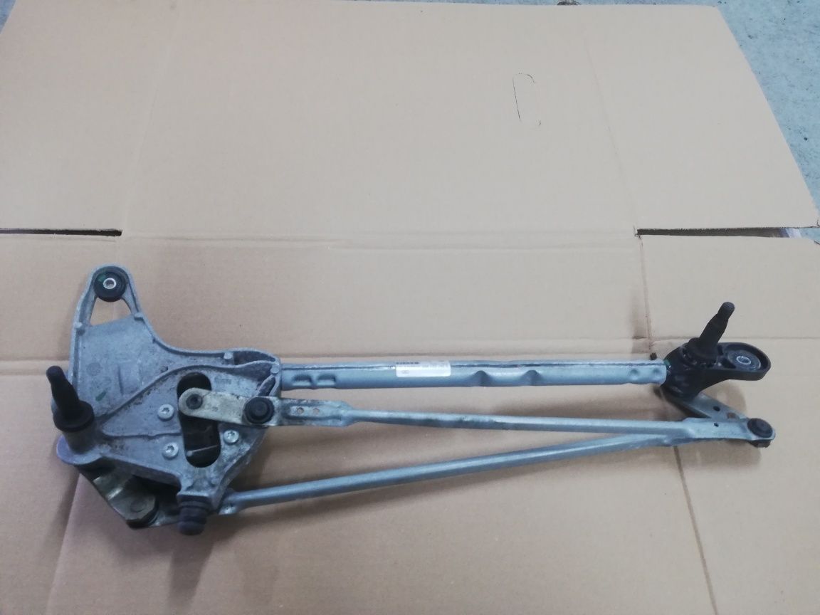 Silniczek mechanizm wycieraczek przednich przód Ford Focus mk4 IV