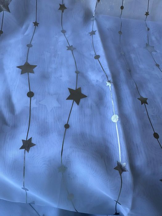 B.P.C firana biała w srebrne gwiazdy 145x140cm/1.