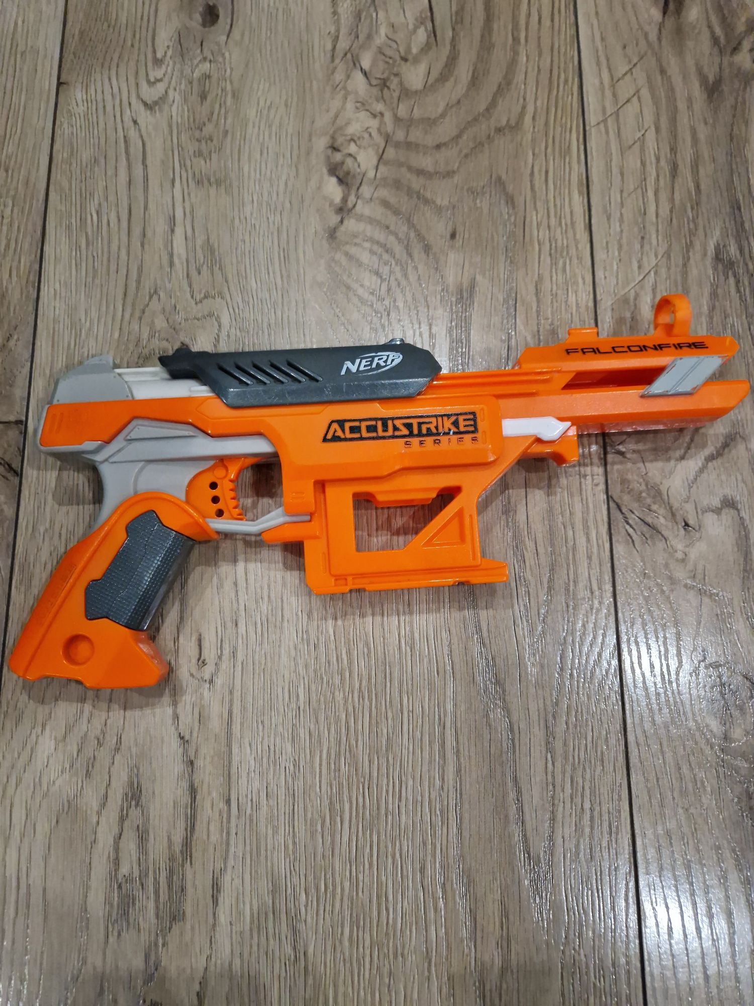 Pistolet NERF na