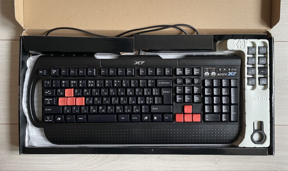 Ігрова клавіатура A4Tech X7 G700
