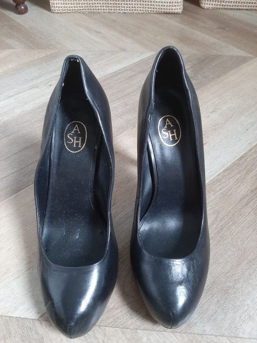 Sapato ASH  confortáveis