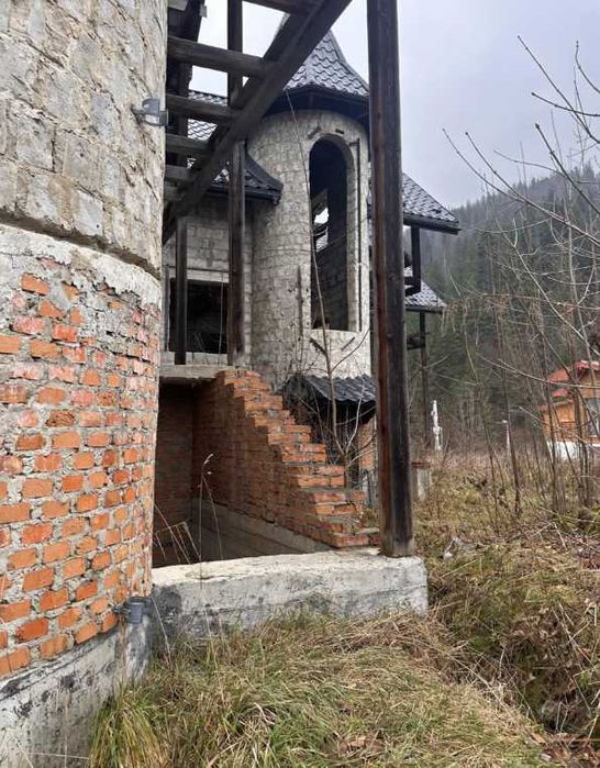 Продаж таунхаусів у Карпатах, с. Татарів