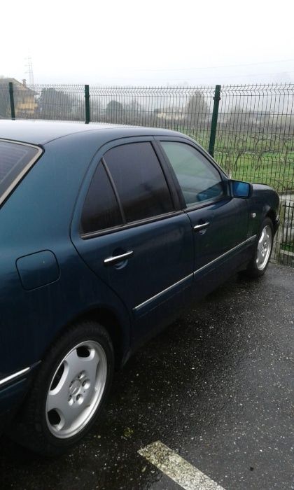 Mercedes e220d para peças