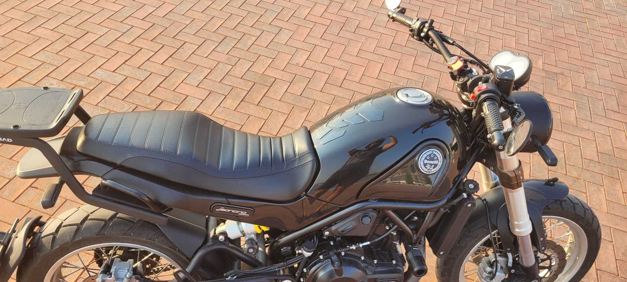 Benelli Leoncino 500 Traill - Com Extras