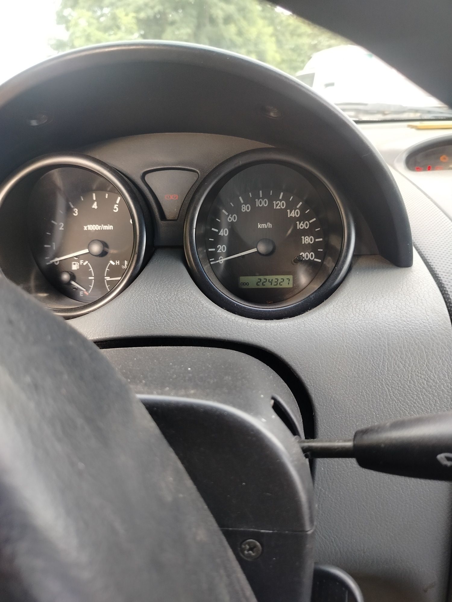 Chevrolet aveo 2005 рік