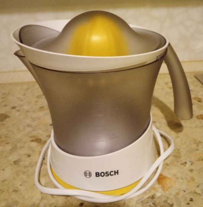 Соковижималка Bosch MCP3000