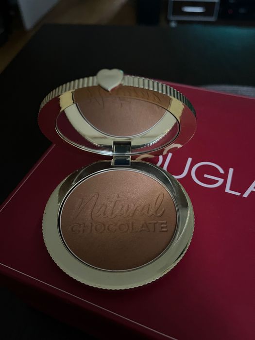 Too faced bronzer 9g