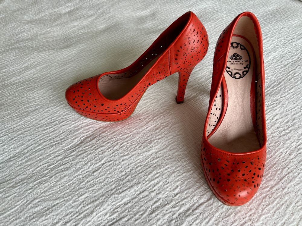 Sapatos cerimónia em pele