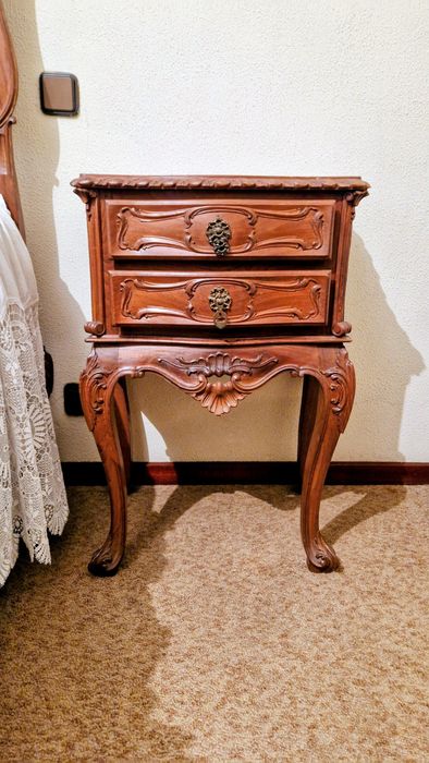 Mobília de Quarto - Mesinha Cabeceira