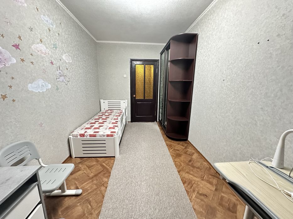 Сдам свою 3х комнатную квартиру метро Спортивная