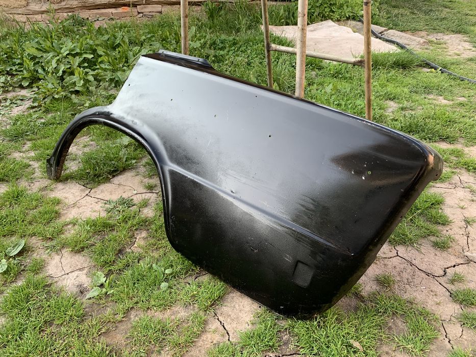 Крило, дверка (ліві, задні) від ВАЗ 2106