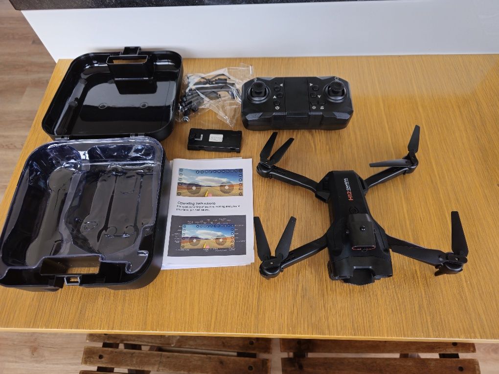 Drone H12, Triple câmera 8K.