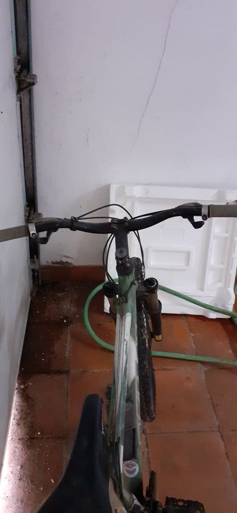 Bicicleta Vag comand camuflada