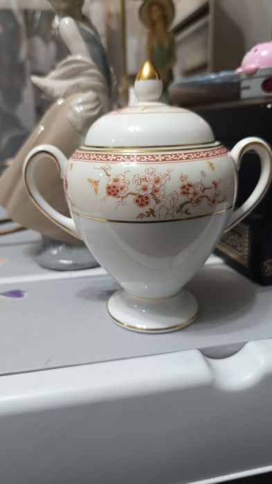 Cukiernica porcelanowa Wedgwood
