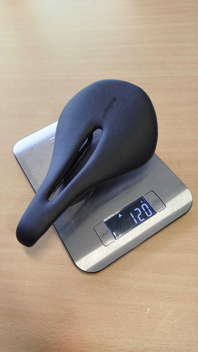 Material Bicicleta Estrada e BTT (selim carbono, cassetes, etc)