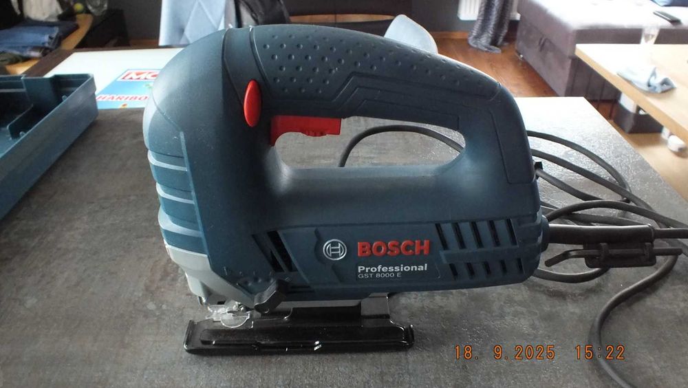 wyrzynarka BOSCH GST 8000 E Professionalna