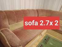 Sofa + dwie puffy + fotel.