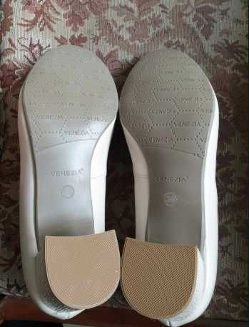 Buty dla Panny Młodej - beżowe czółenka (roz. 39)