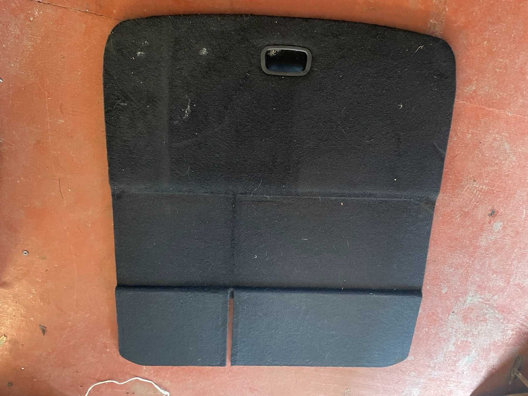 Підлога багажника Jeep Cherokee KL  1UC86DX9AD 68140514AA
