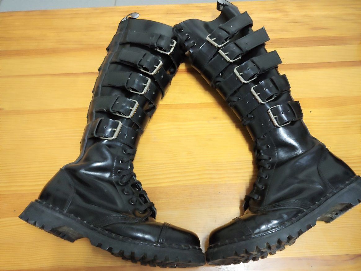 Botas altas tamanho 40