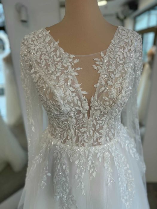 Przepiękna kobieca suknia ślubna Beata roz. 42 ivory, śmietankowa