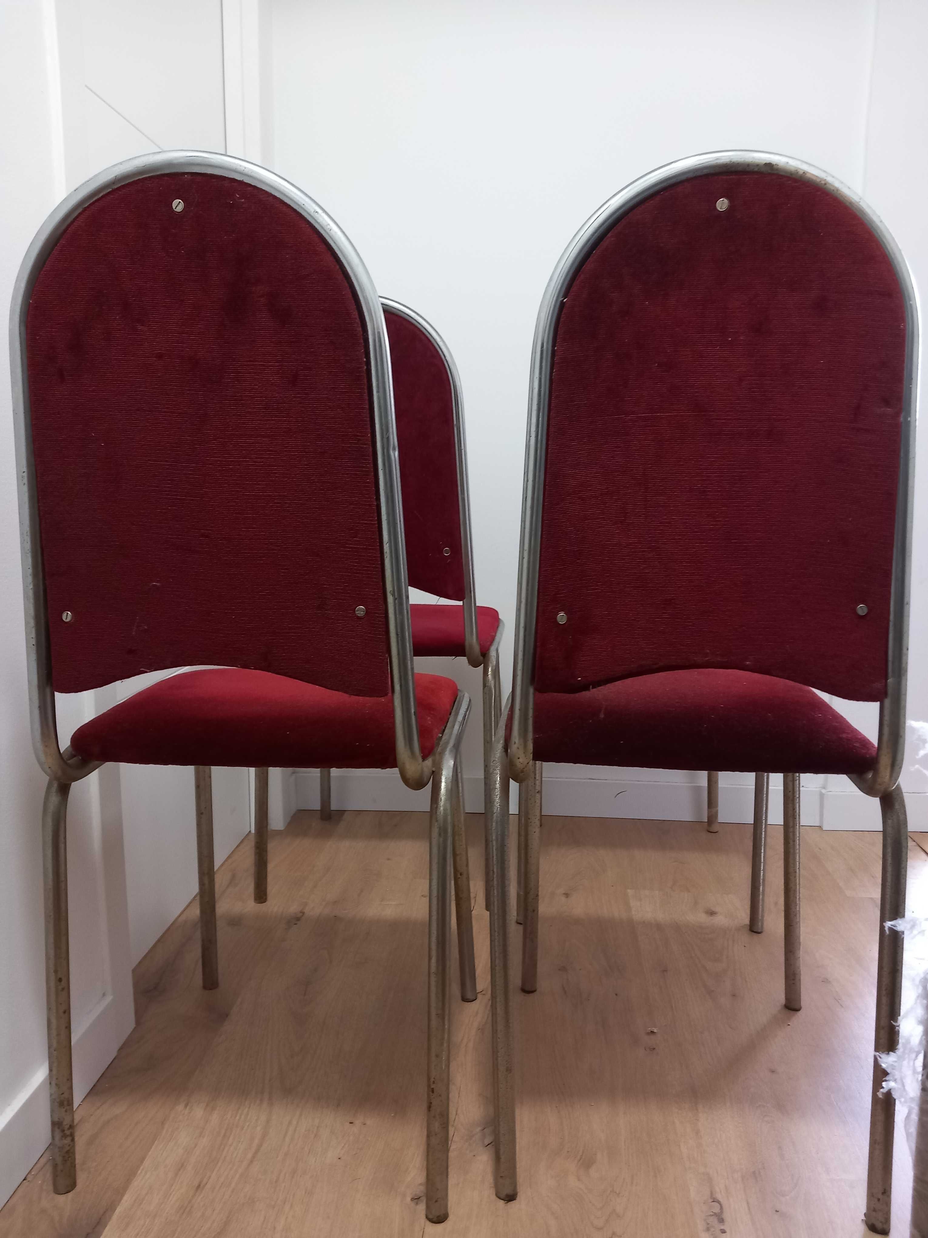 Conjunto sala de jantar - mesa e 4 cadeiras