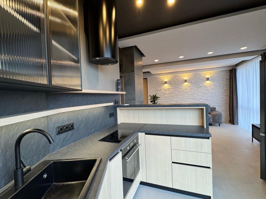 Оренда 1.5 квартира в Новобудові у самому центрі міста! Другетів