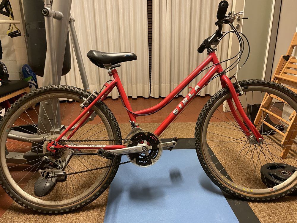 Bicicleta Sirla Vermelha