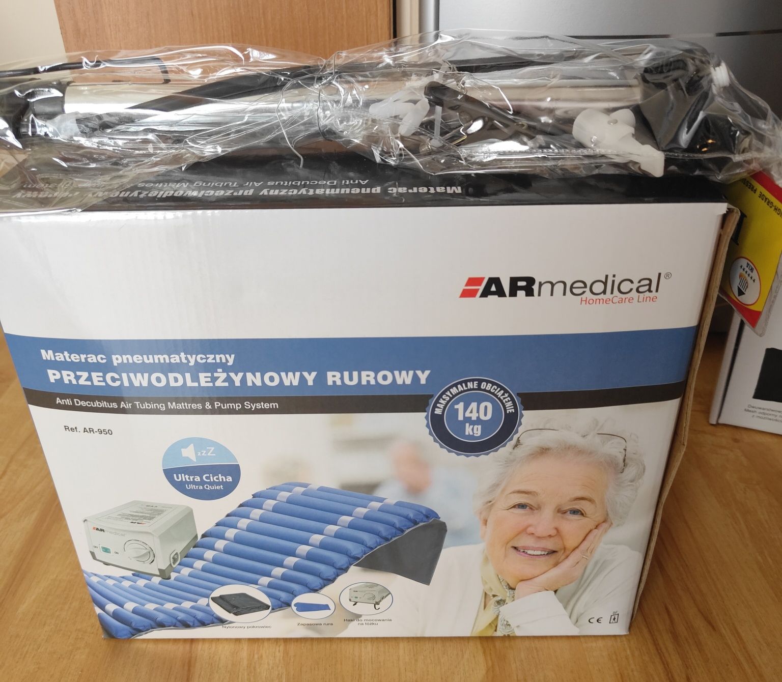 Materac przeciwodleżynowy rurowy