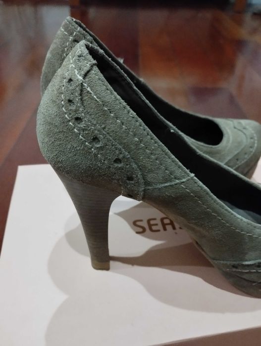 Sapatos de salto alto nº37