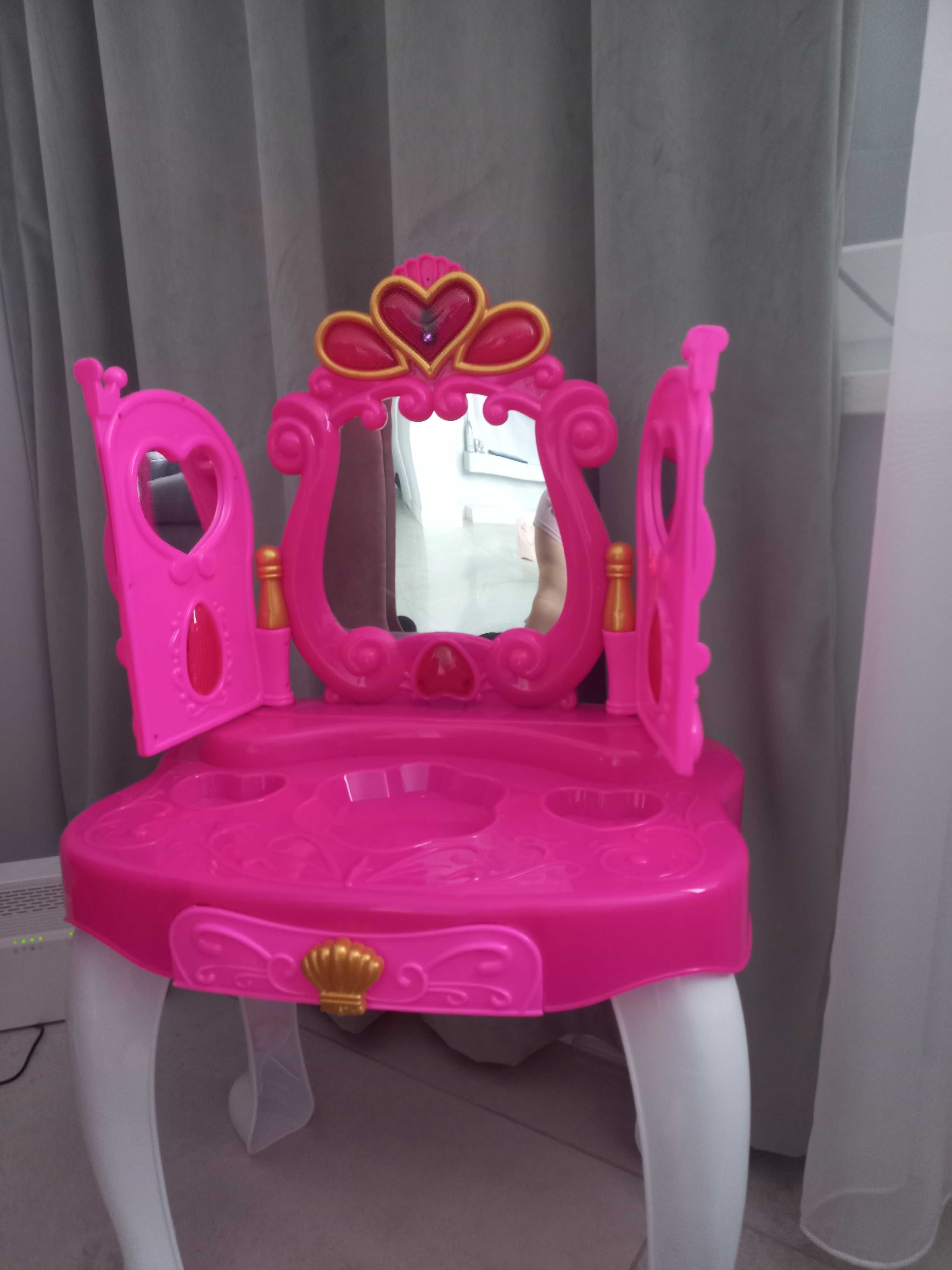 Toaletka różowa grająca
