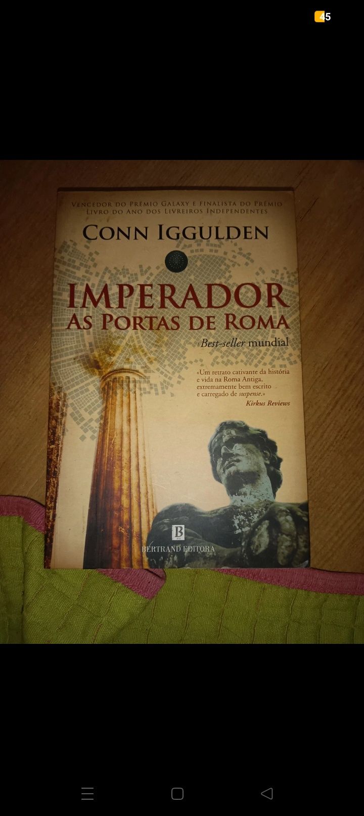 Livros diversos..
