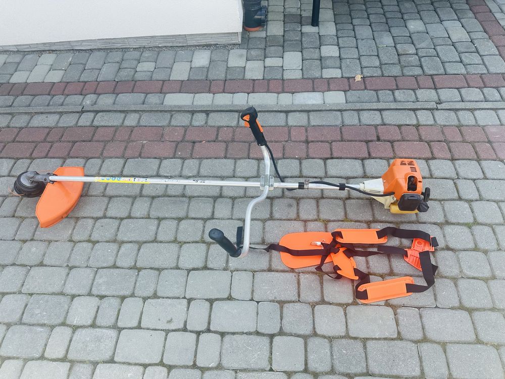 Kosa spalinowa Stihl FS 85 C - 1,3 km szelki w zestawie