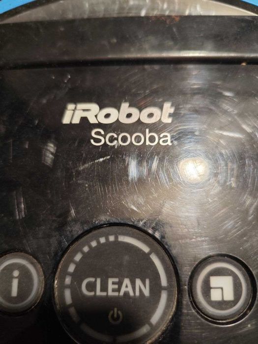 Робот для миття підлоги iRobot Scooba 450 .