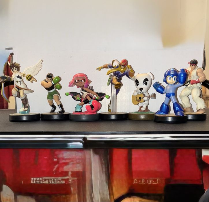 Фігурки Amiibo  : Splatoon та Super smash bros