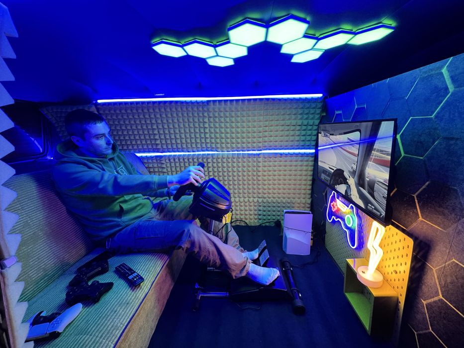 Volkswagen Multivan T3 gamingowy. Na eventy