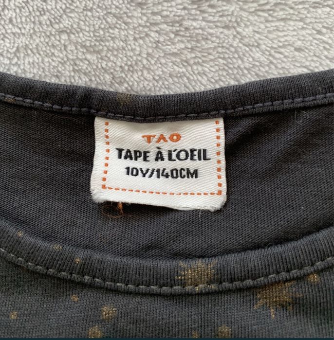 Tape a L’oeil grafitowa bluzeczka w złote gwiazdki r. 140  10 lat