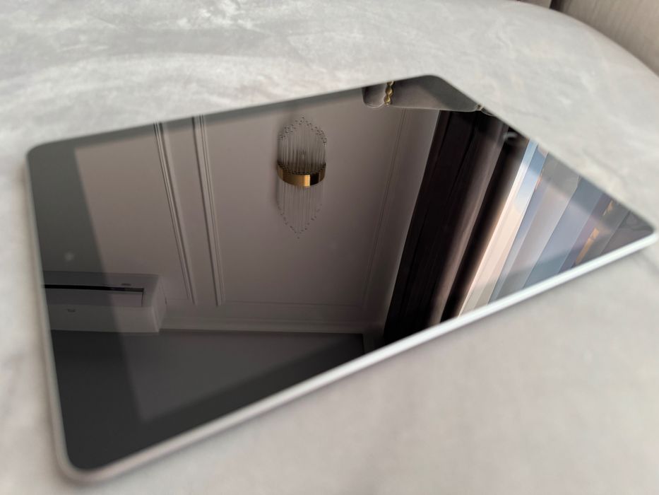 iPad 6 generation 32GB space grey