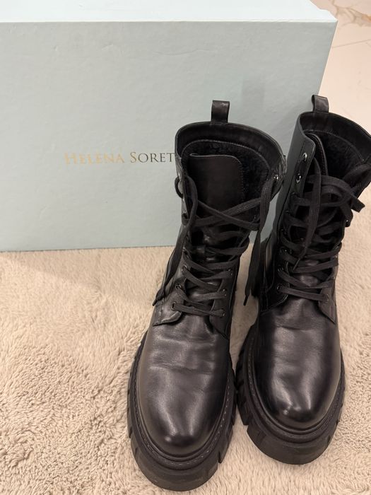 Продам італійські зимові чоботи Helena Soretti 39 р.