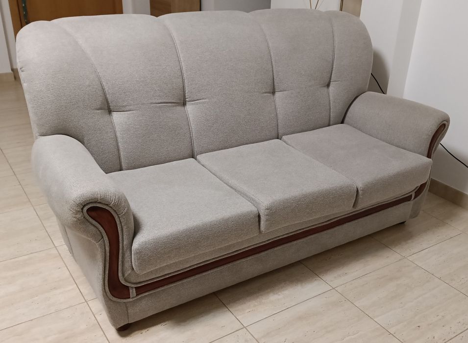 Sofá de 3 lugares, como NOVO ! Muito confortável