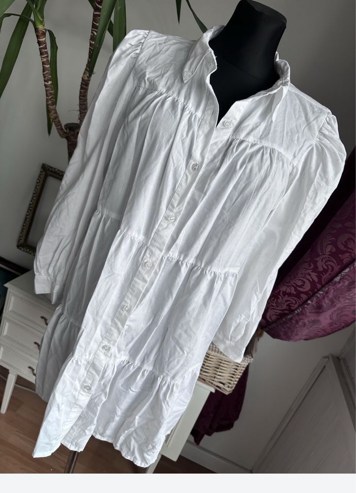Biała sukienka koszulowa trapezowa L 40 42 xl Boohoo