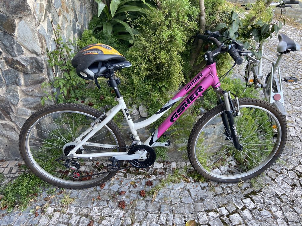 Bicicleta usada para mulher